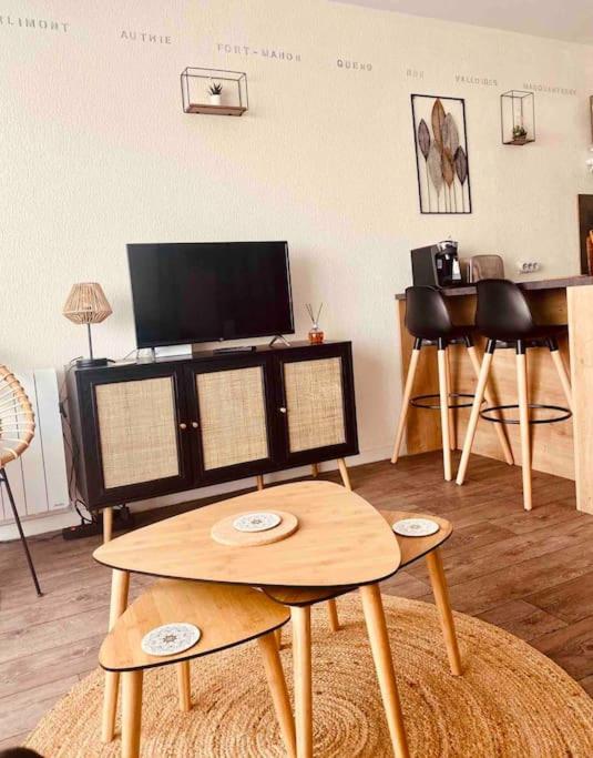Studio Entre Mer Et Dunes Avec Balcon Vue Laterale Mer 50M Plage Pour 3 Pers Wifi Menage Compris Fort-Mahon-Plage Exterior foto