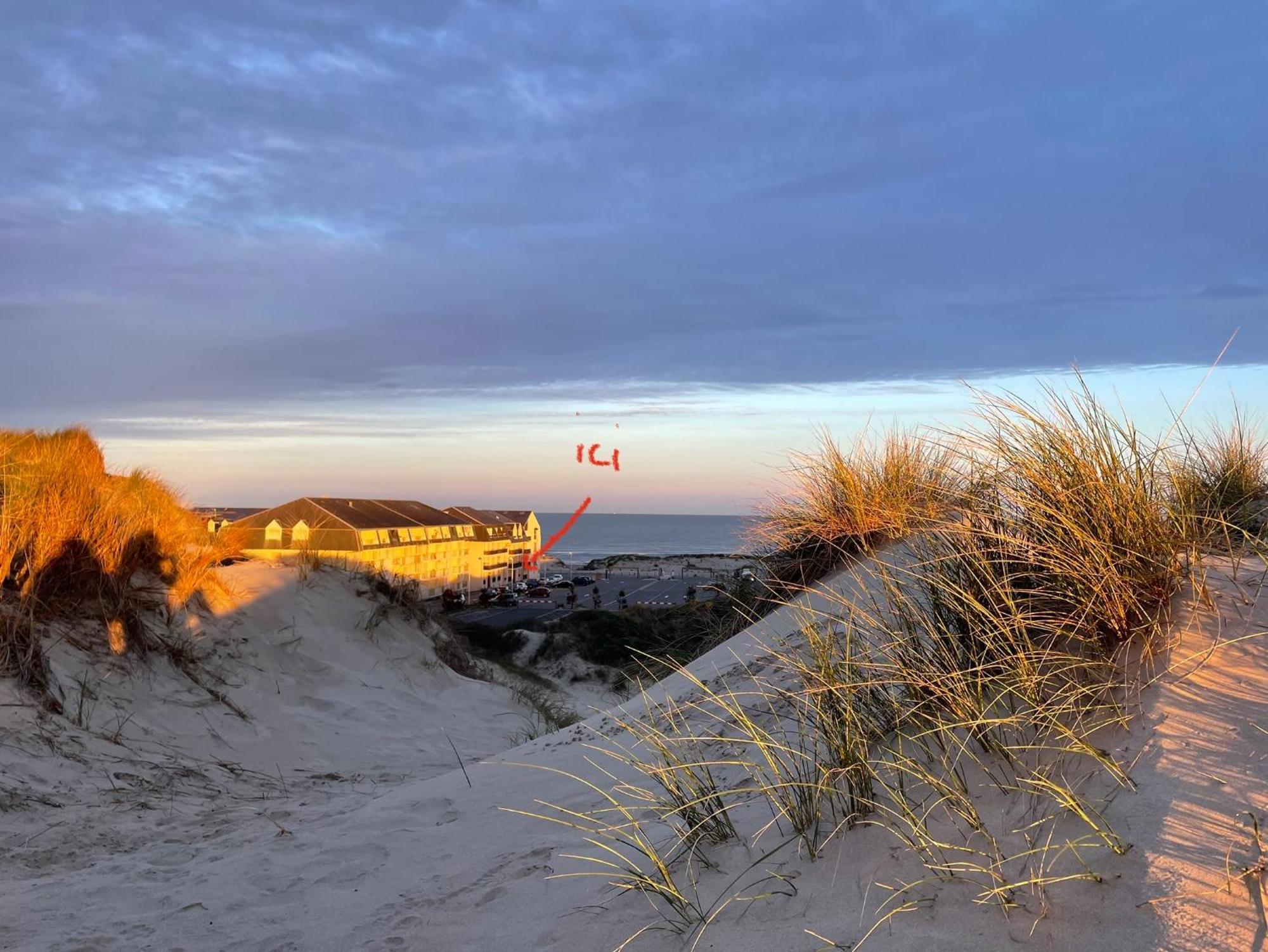 Studio Entre Mer Et Dunes Avec Balcon Vue Laterale Mer 50M Plage Pour 3 Pers Wifi Menage Compris Fort-Mahon-Plage Exterior foto